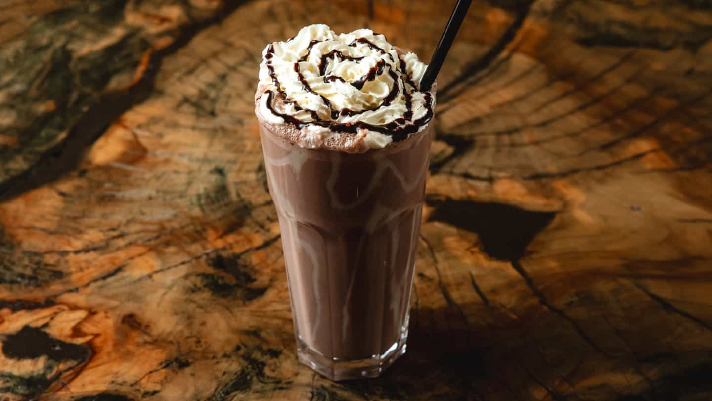 CHOCOLATE - Şokolad dondurması, qaymaq, şokolad...