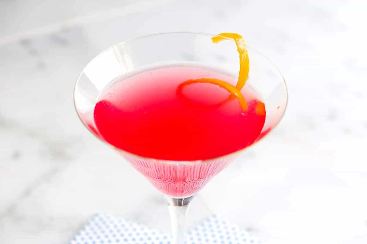 COSMOPOLITAN - 