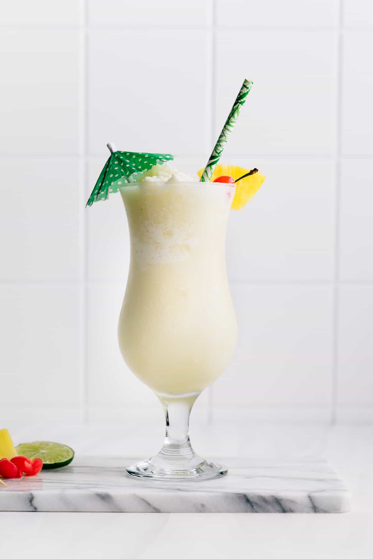 Pina Colada Alkohol - Kokos siropu,ananas şirəsi,süd