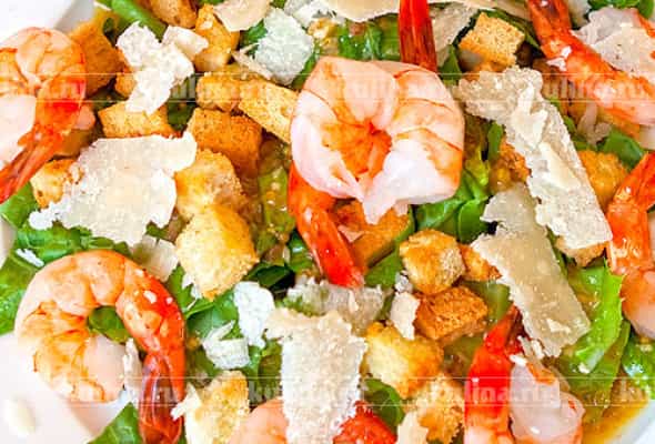 Sezar salatı (krevetka) - 