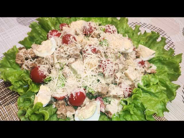 Sezar salatı - 