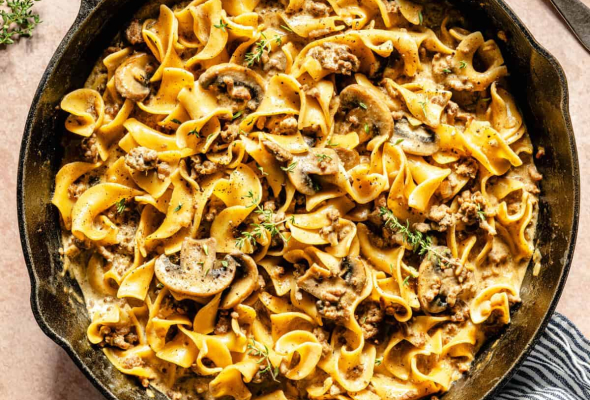 Beef stroganoff (Düyü ilə) (500 qr) - (Can əti, qaymaq, göbələk, düyü,...