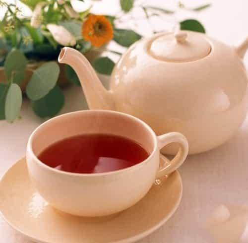 Çaynikdə çay - 
