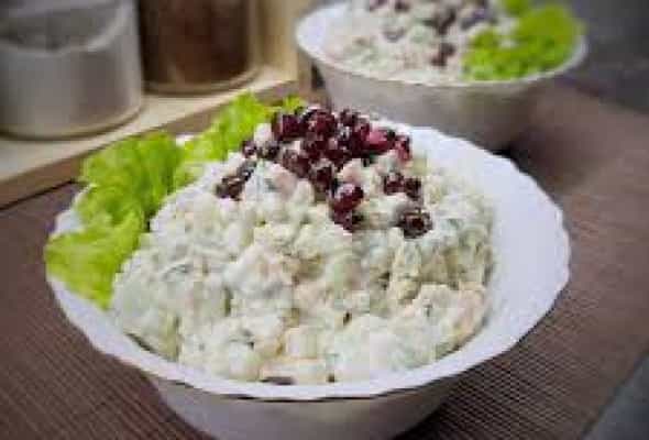 Paytaxt salatı 150 qr - Yaşıl noxud,mal əti, yumurta,...