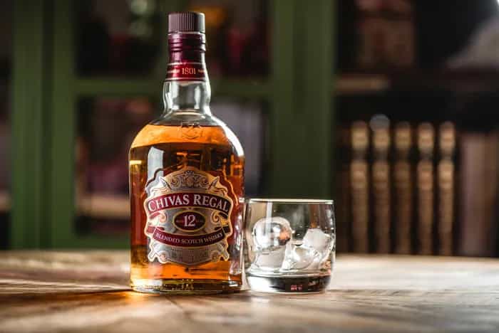 Chivas Regal whiskey 350ml - Chivas Regal 350ml