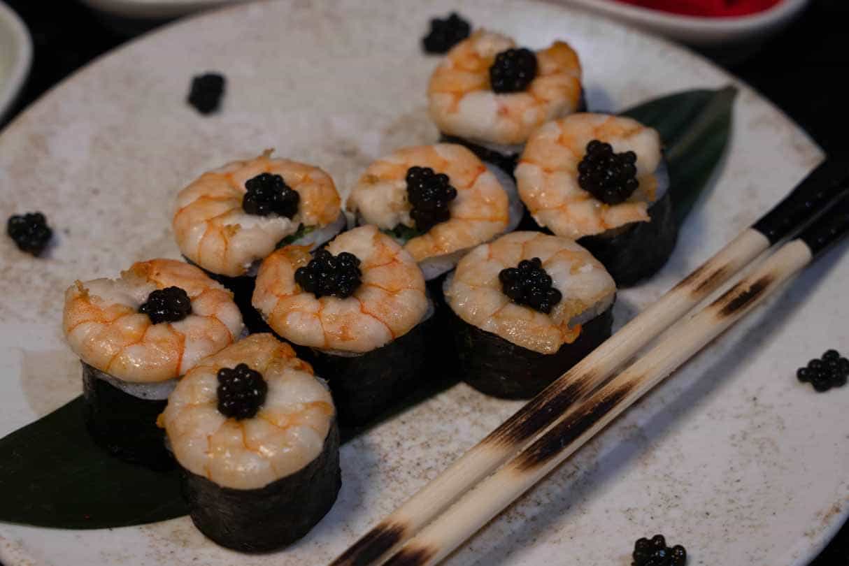 Maguri Roll - Düyü, nori, xiyar, krem pendir,...