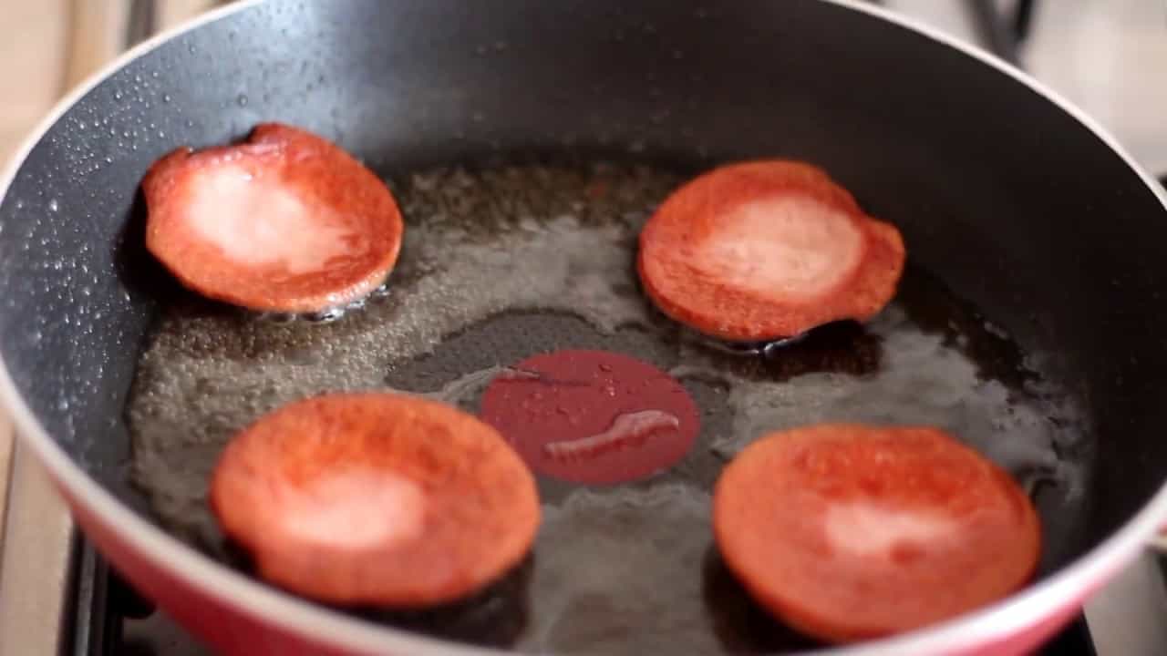 QIZARTMA KOLBASA - ( halal kolbasa,yağ,ədviyyatlar)