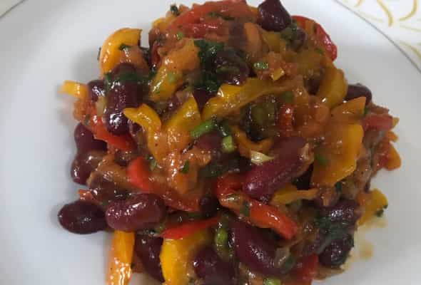 Lobya salatı 200 qr - Lobya, rəngli bibərlər, yer kökü,...