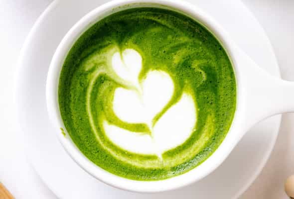 matcha latte - matcha tozu, süd