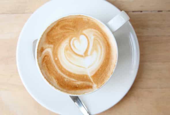 Flat white - espresso, süd