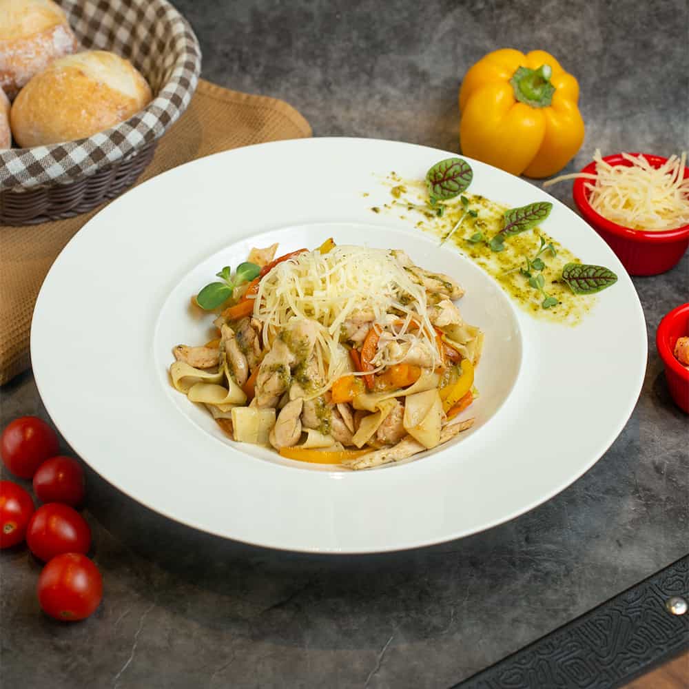 FETTUÇİNİ TOYUQLU - 