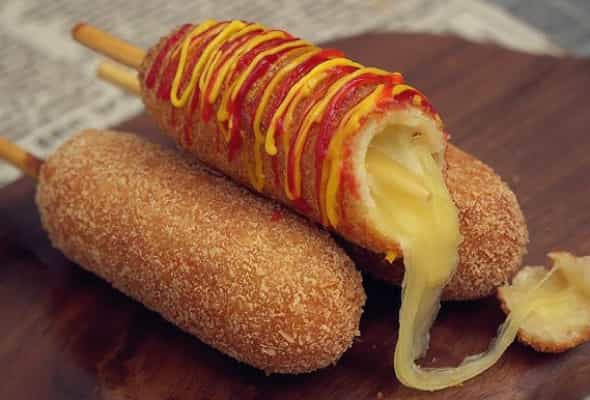 CORN DOG(4ƏDƏD) - (Sosiska,pendir,yumurta,un,çörək...