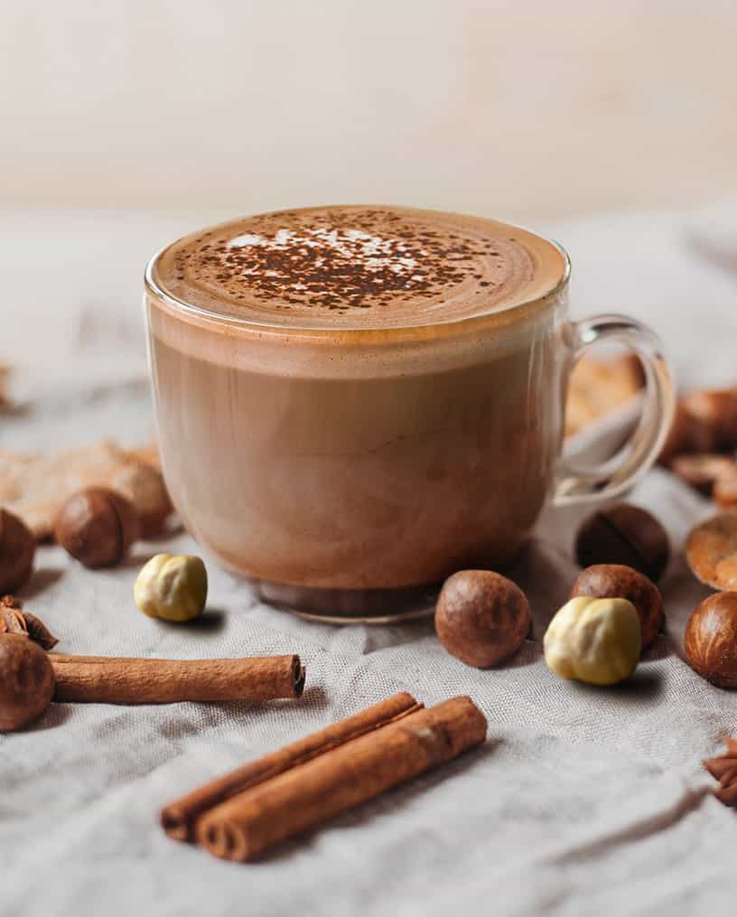 MACADAMIA NUT COFFEE - Espresso ilə makadamiya qozu şirəsi...