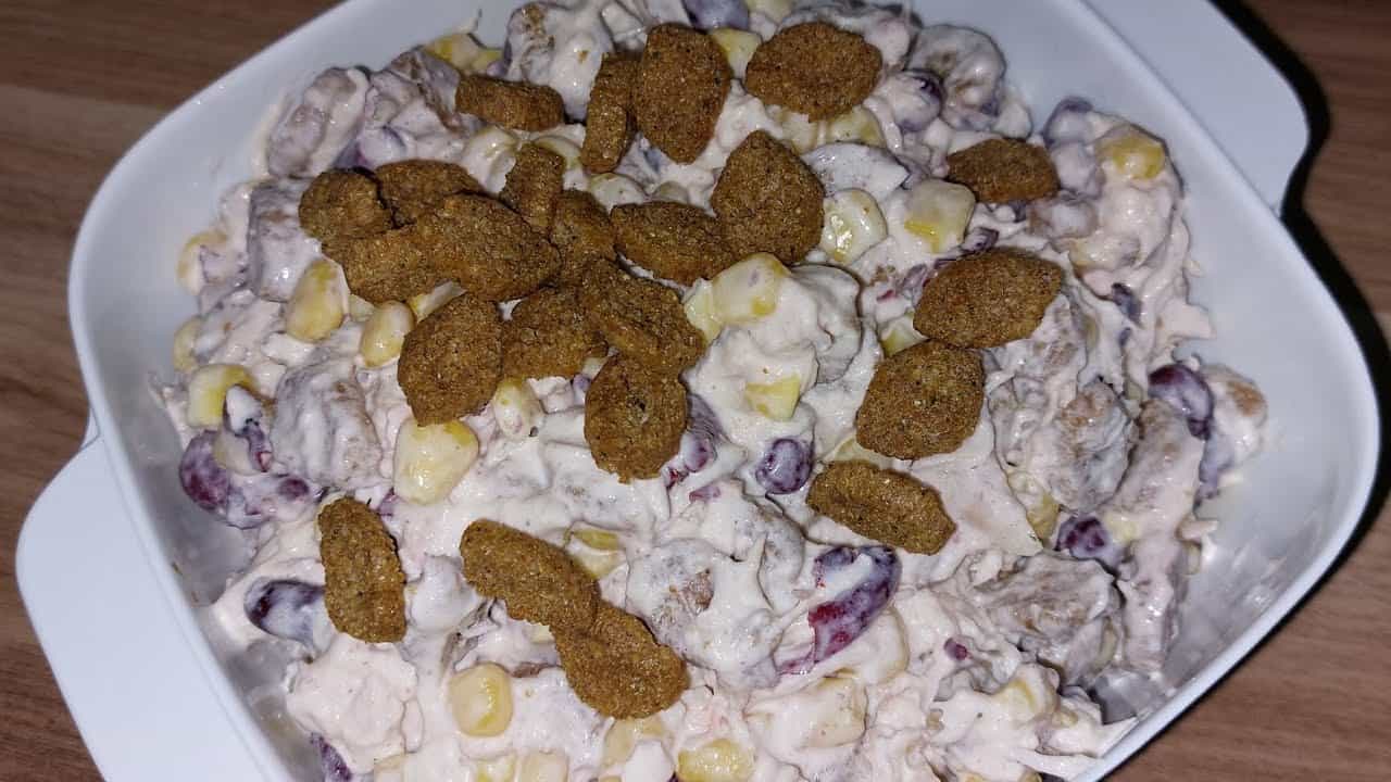 "SUXARİ"SALATI - (Toyuq filesi,qargıdalı...