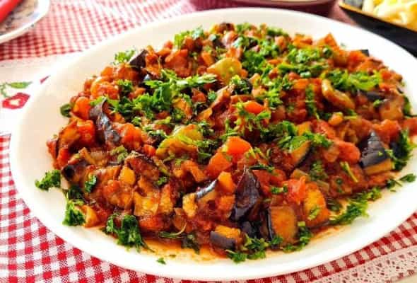 Şakşuka salatı 300 qr - (Badımcan, bolqar bibəri, pomidor,...